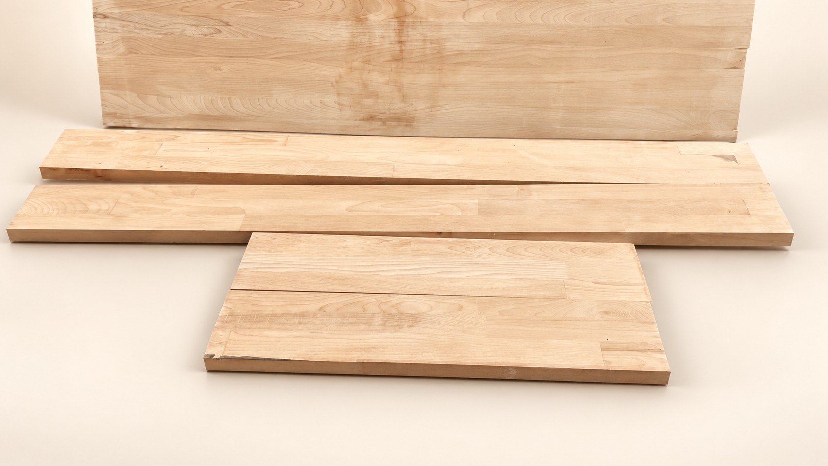 Beech board selection view 02 on a clean ivory background